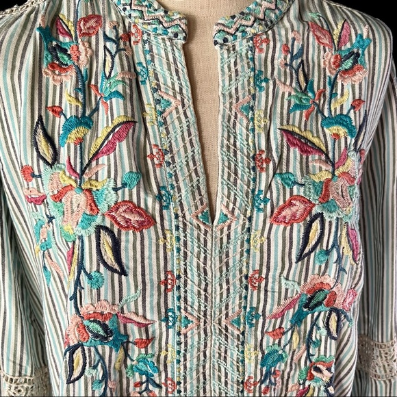 Johnny Was Lais Paris Effortless Striped Embroidered Blouse NWT New S - Picture 3 of 16